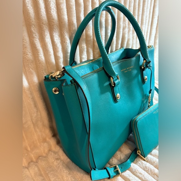 Henri Bendel Teal Satchel and Wallet Set - Picture 8 of 12
